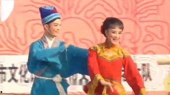 圣诞国产夫妻视频,甜蜜互动诠释幸福时光